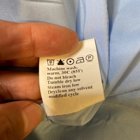 Chic Sky Blue Buttoned Blouse - Picture 6 of 6